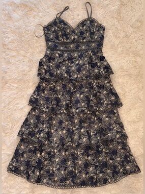 NEW AROSE STUDIO Marcela Floral Embroidered Tiered Midi Dress sz M